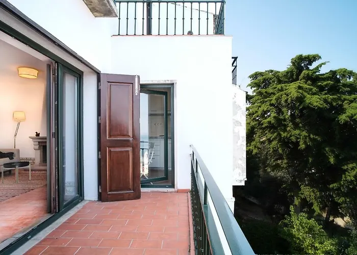 Apartment Castle Typical Lissabon